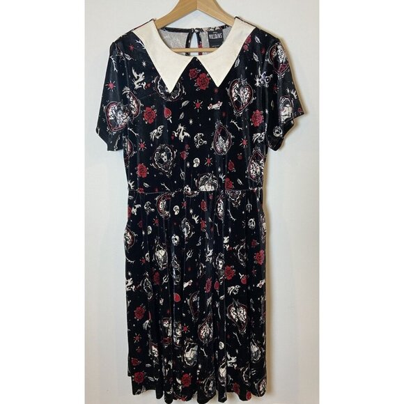 Torrid Disney Villains Skater Dress Black White Red Size 1 - Picture 1 of 5